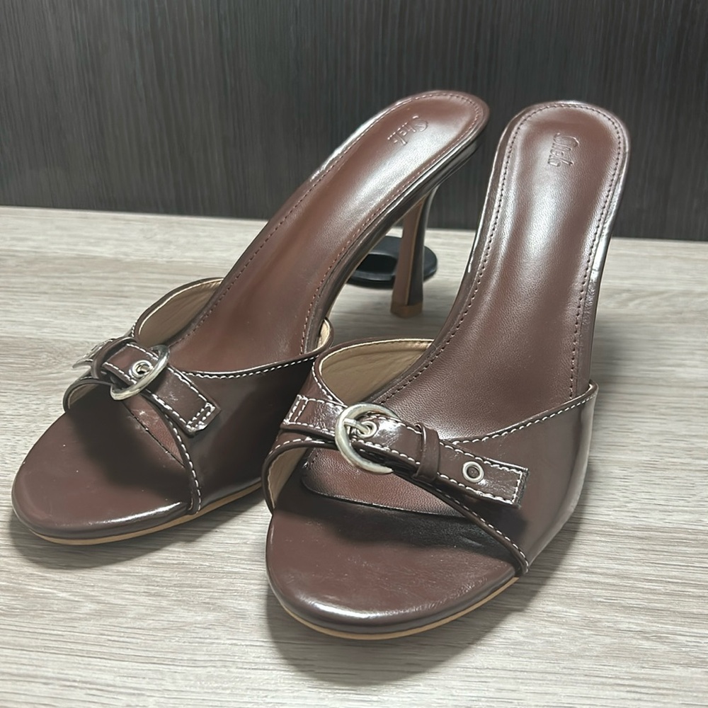 Women's brown High Heel